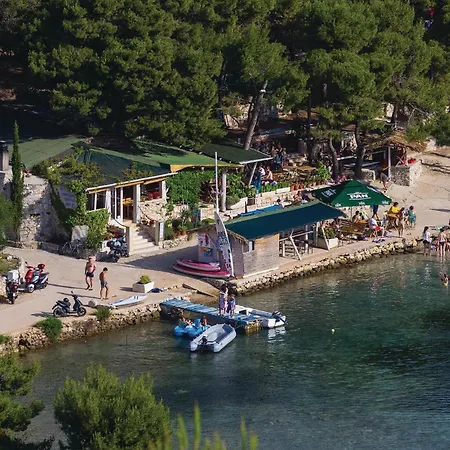 Lovely In With Wifi Apartman Betina