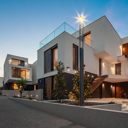 Lovely In With Wifi 公寓