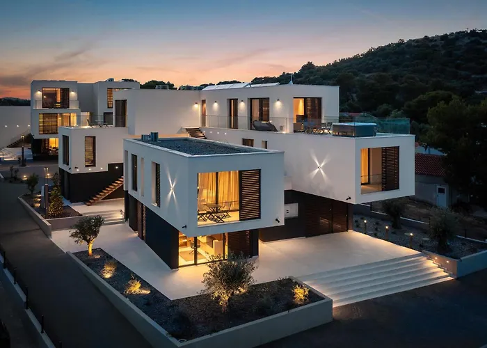 Lovely In With Wifi * Бетина